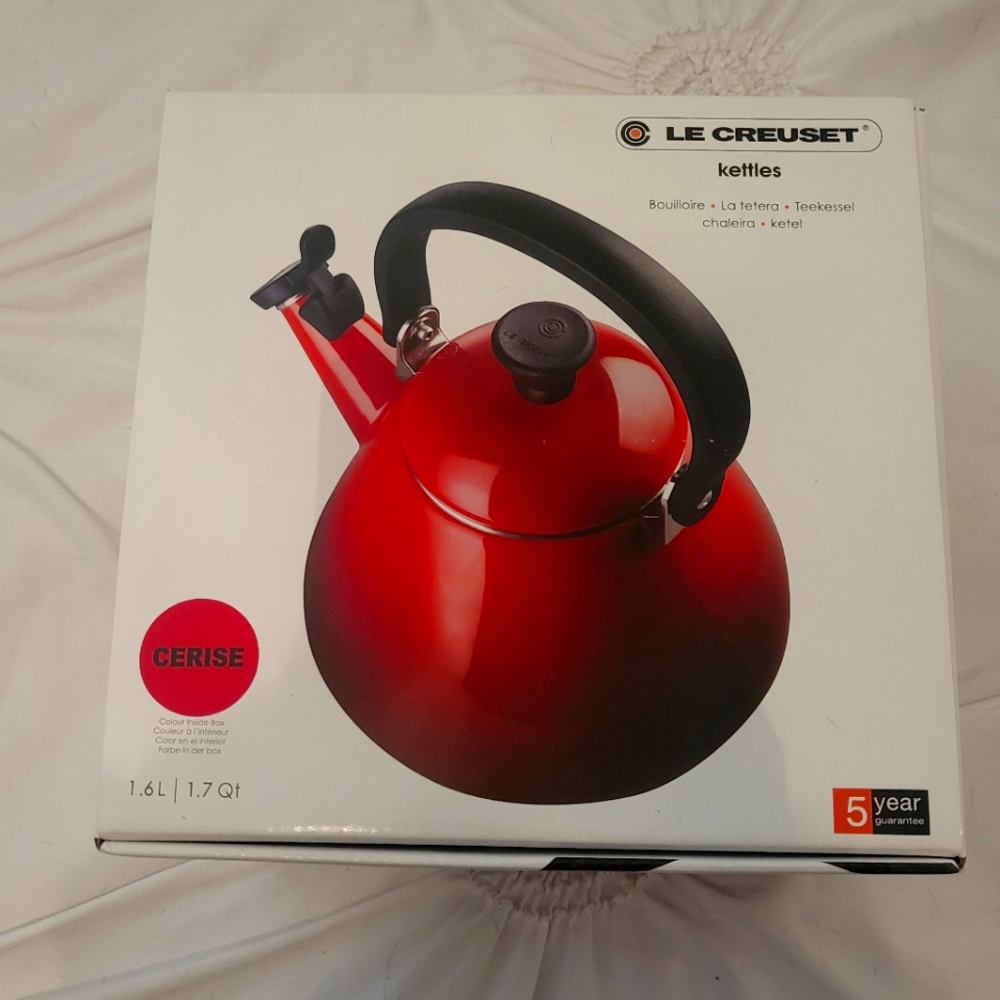 Le Creuset Tea Kettle